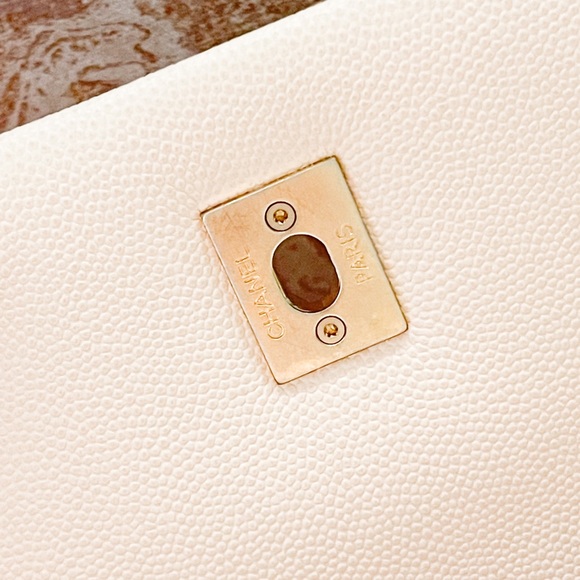 Chanel Caviar Quilted Medium Coco Handle Flap Bag - Picture 9 of 15